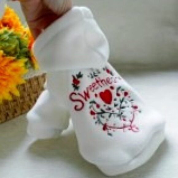 "Sweetheart" Dog Hoodie - Cozy Pet Sweatshirt with Heart & FloraL Design Size S - Picture 1 of 10